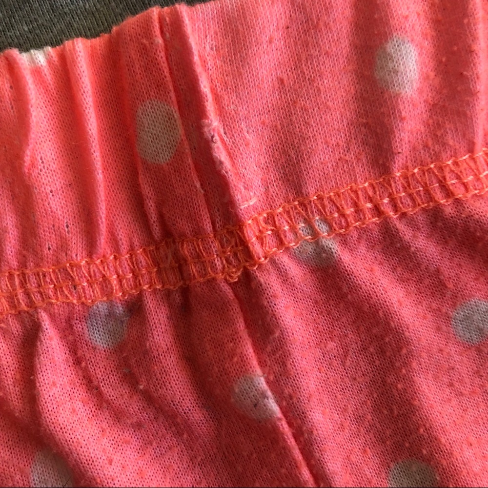 ⭐️•SO• pajama short set! - Picture 3 of 4